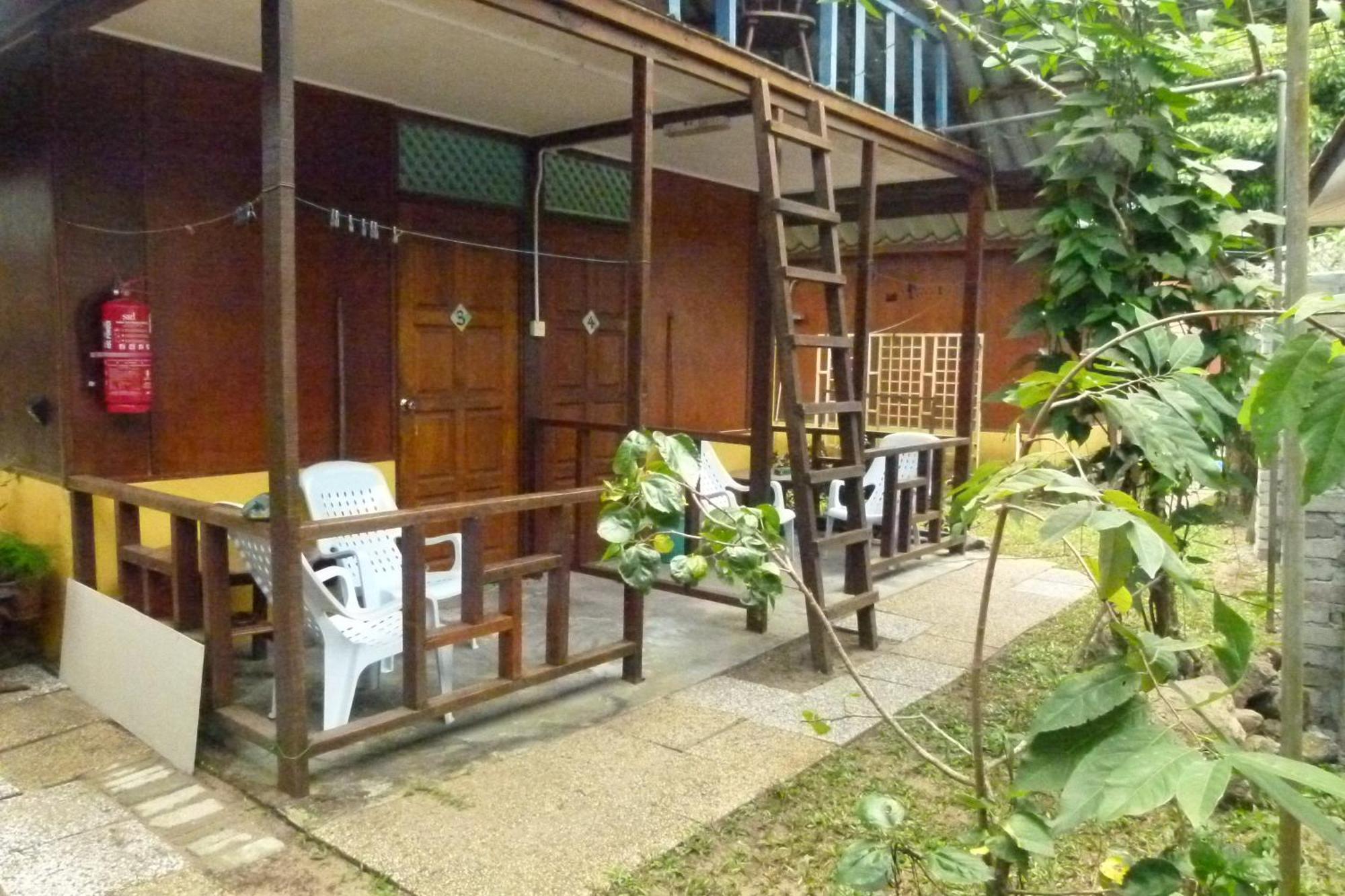 Cheers Garden Chalet Kampong Ayer Batang Exterior photo
