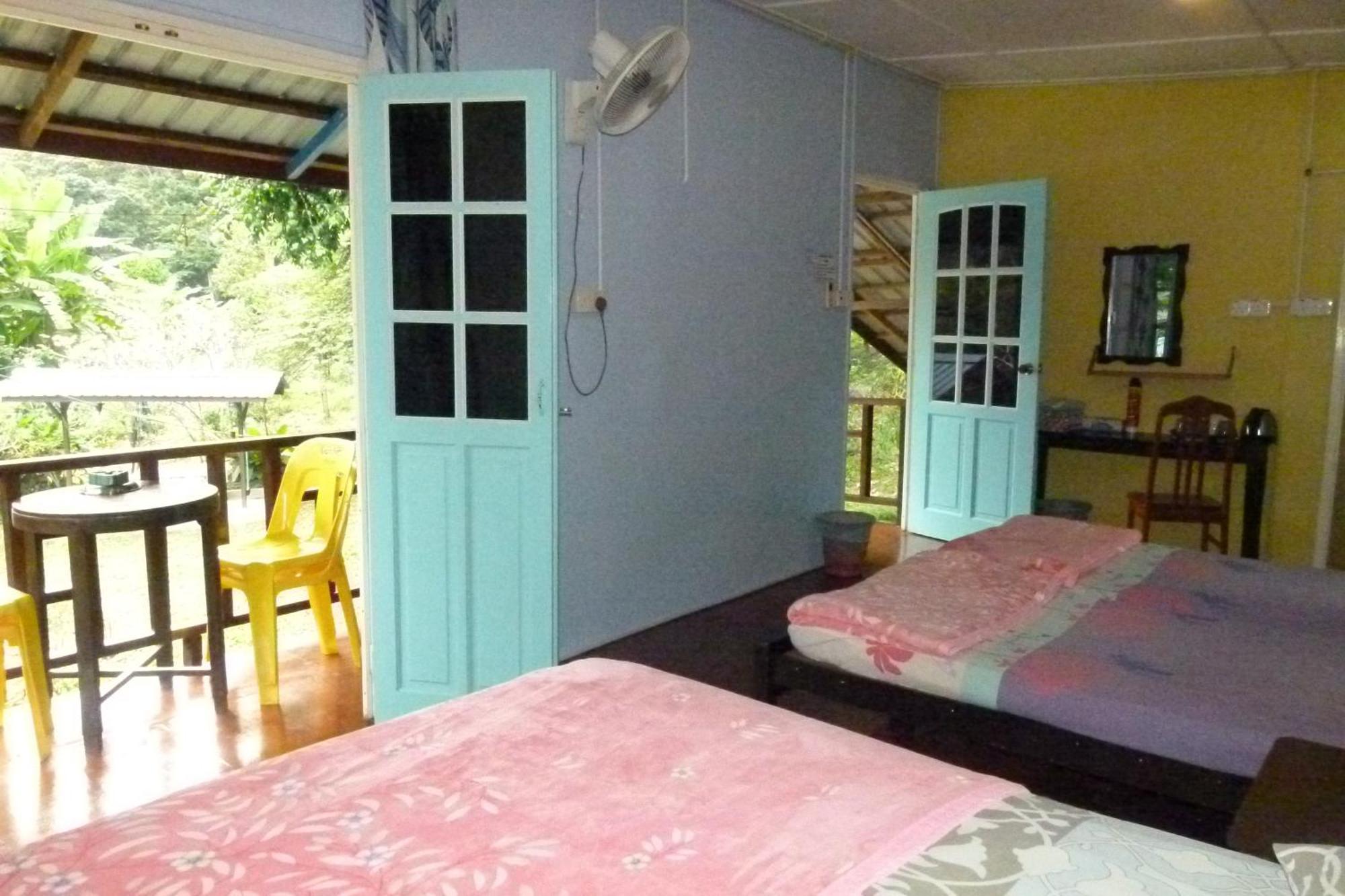 Cheers Garden Chalet Kampong Ayer Batang Exterior photo