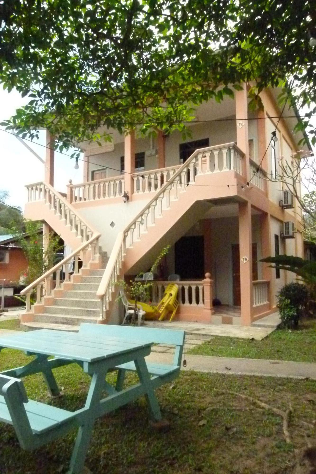 Cheers Garden Chalet Kampong Ayer Batang Exterior photo
