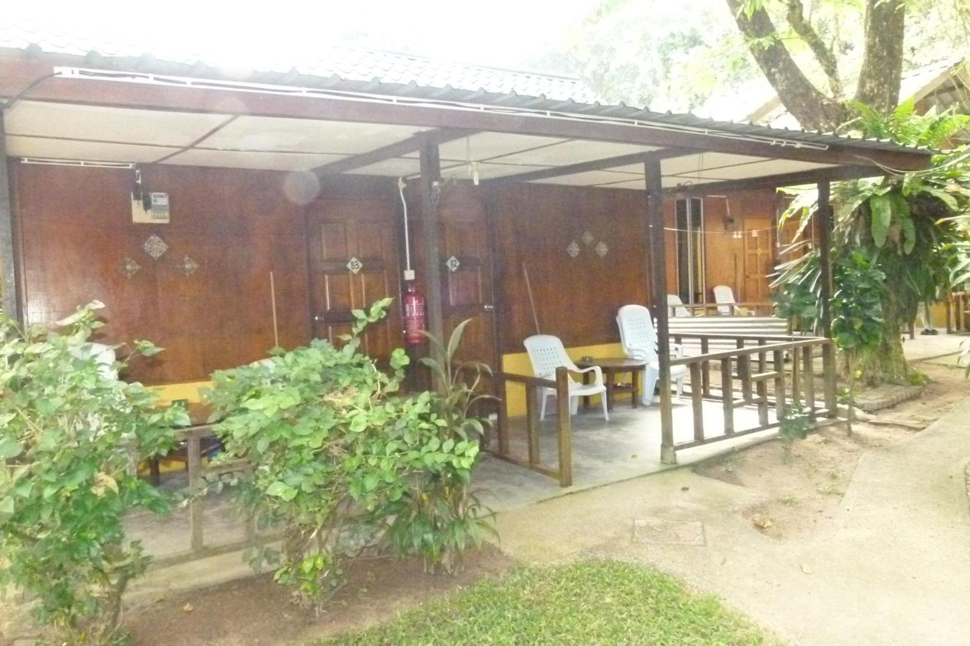 Cheers Garden Chalet Kampong Ayer Batang Exterior photo