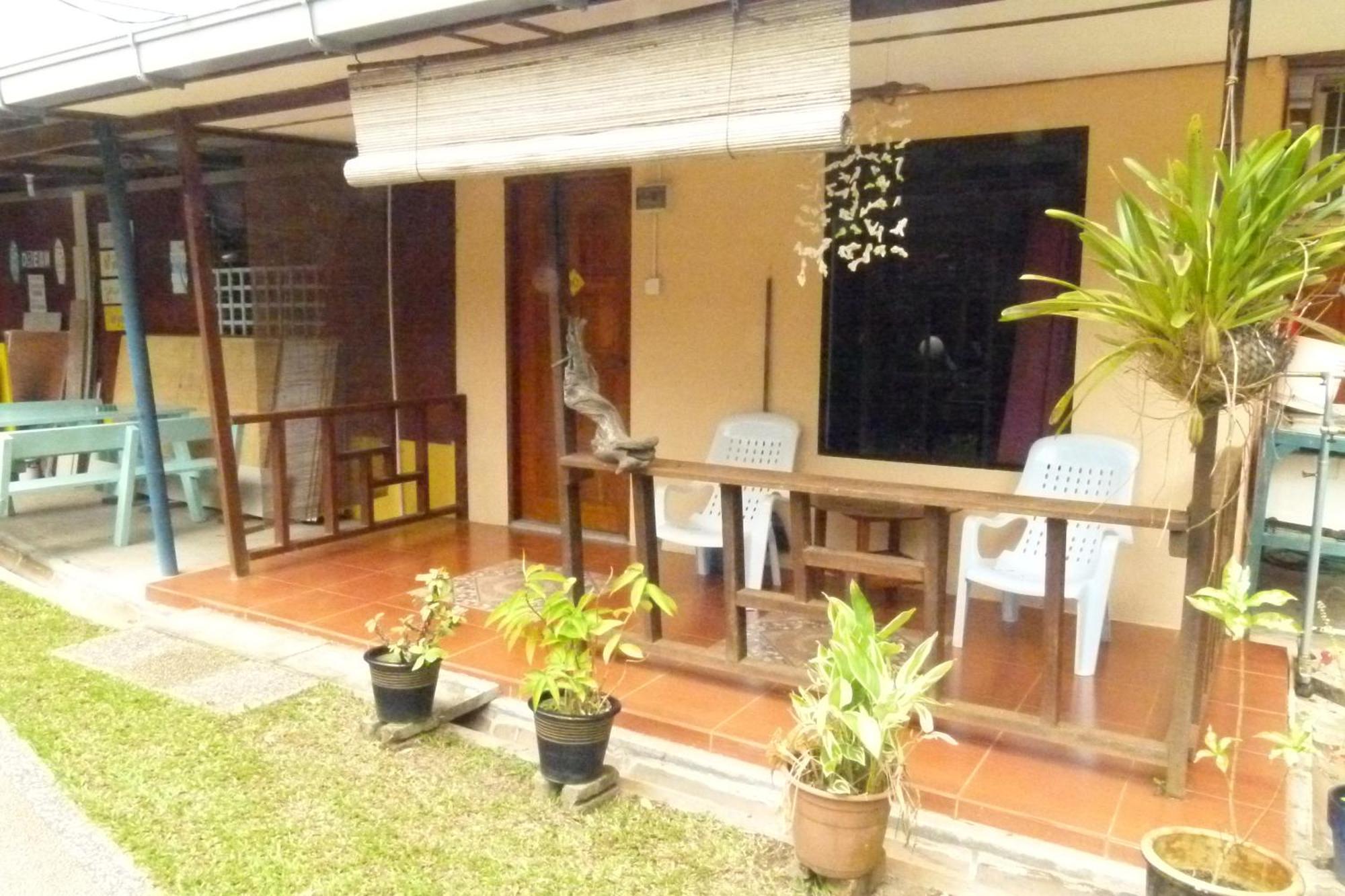 Cheers Garden Chalet Kampong Ayer Batang Exterior photo